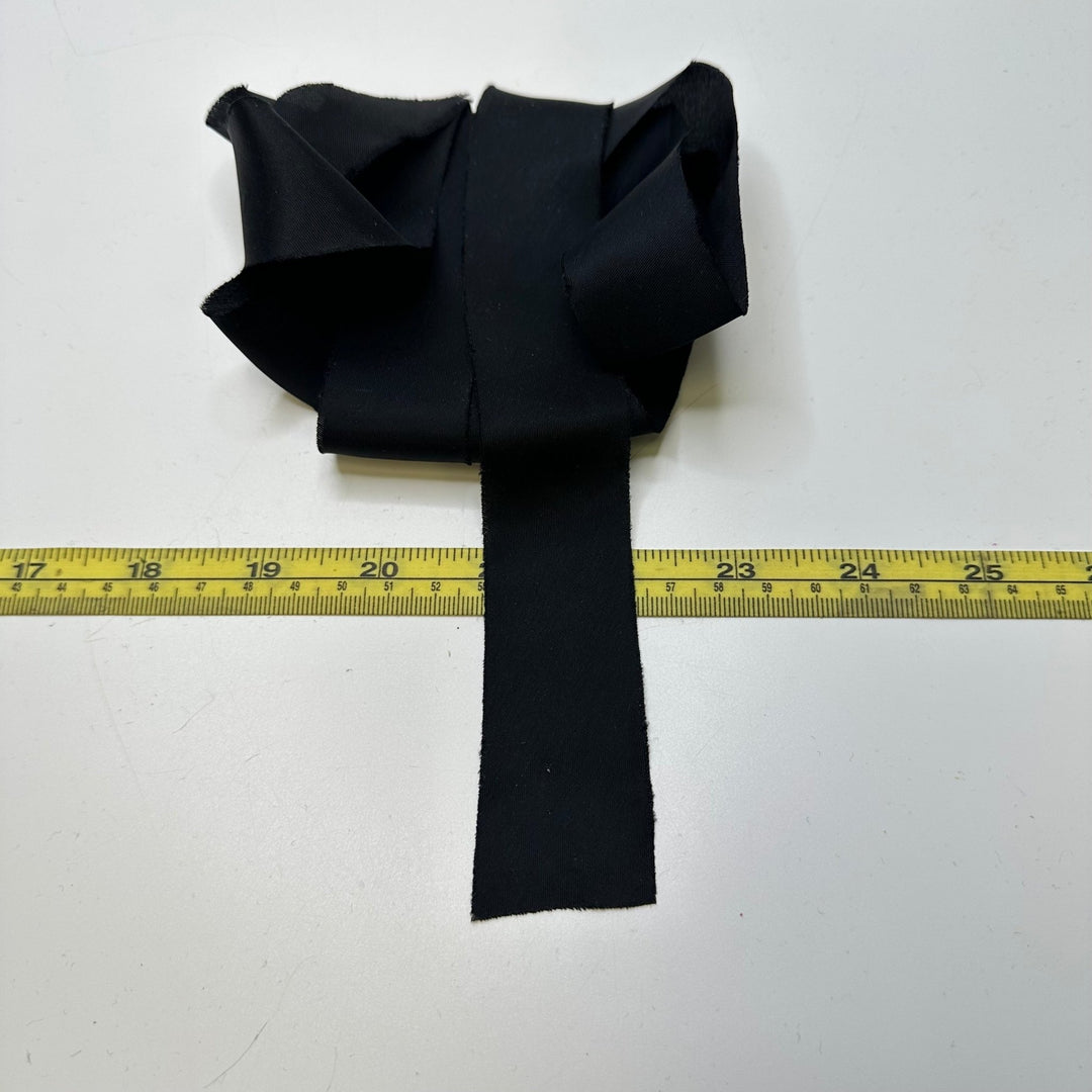 1 1/16" Continuous Woven Bias Tape - Black - 4.9M Bundle - True Deadstock supplies Fabric by private - Sustainable Textile | FABCYCLE