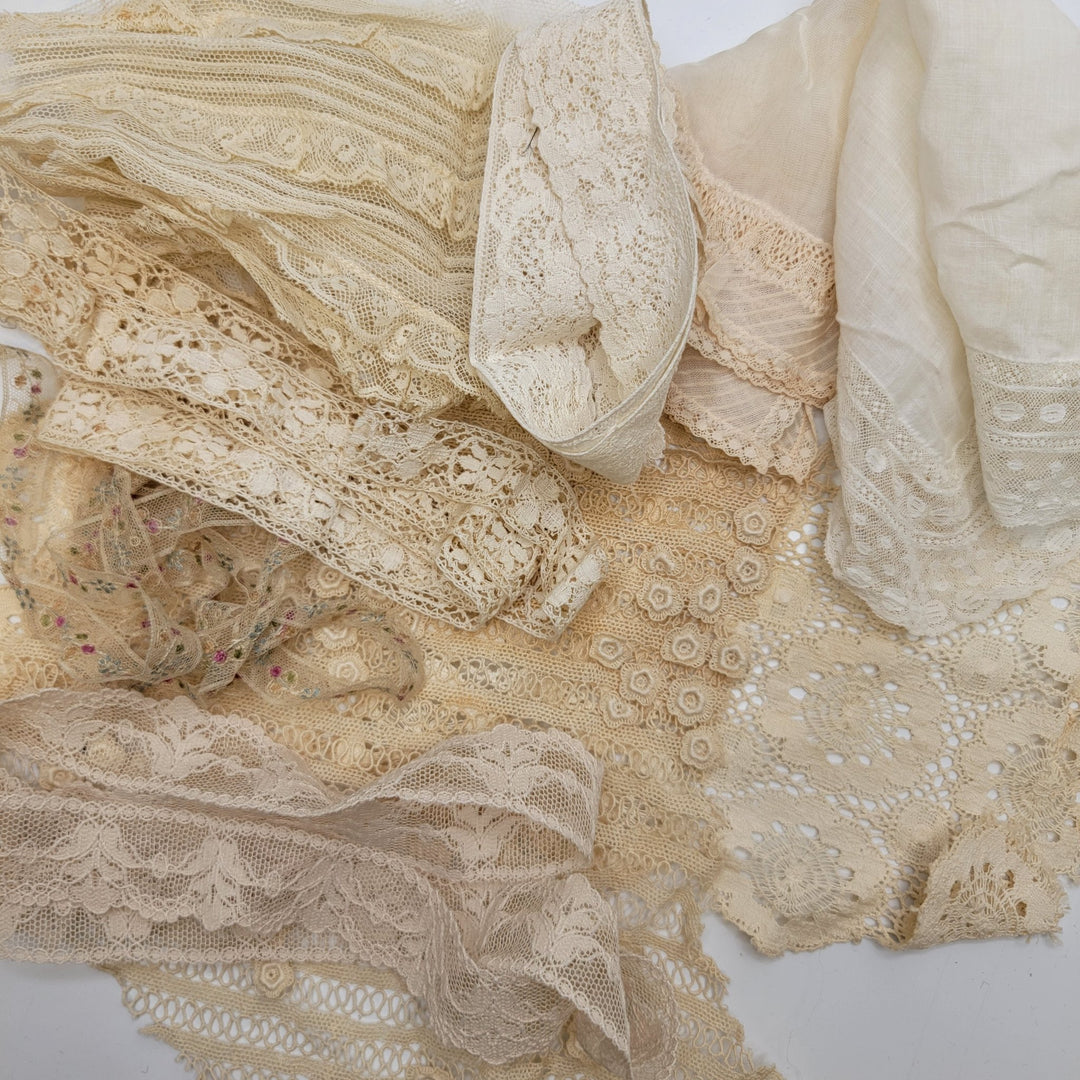 1" (25mm) Hand Made/Antique Scalloped Bobbin Lace Trim - Cream/Beige - 5 Pack - True Deadstock supplies Fabric by private - Sustainable Textile | FABCYCLE