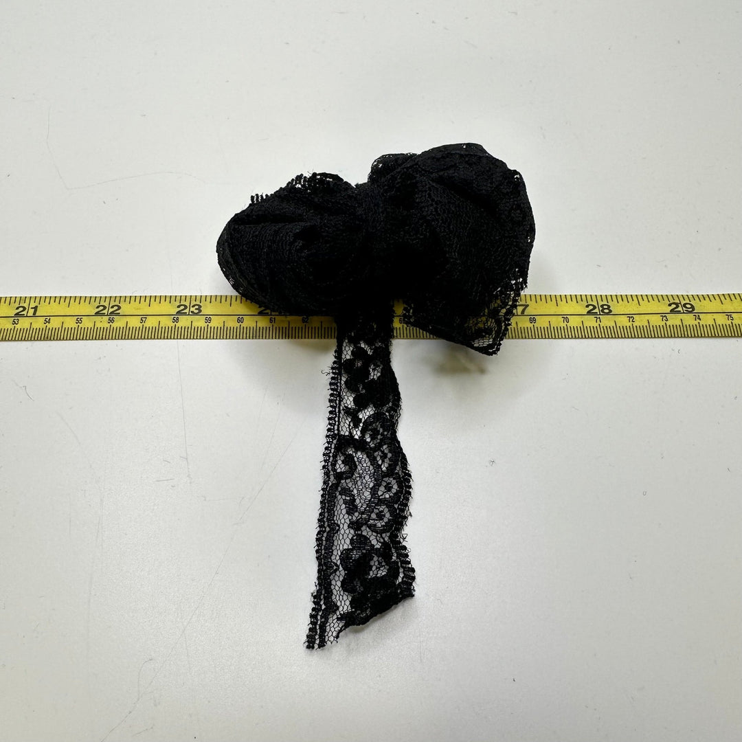 1" (25mm) Lace Trim - Black - 4.3M Bundle - True Deadstock supplies Fabric by private - Sustainable Textile | FABCYCLE