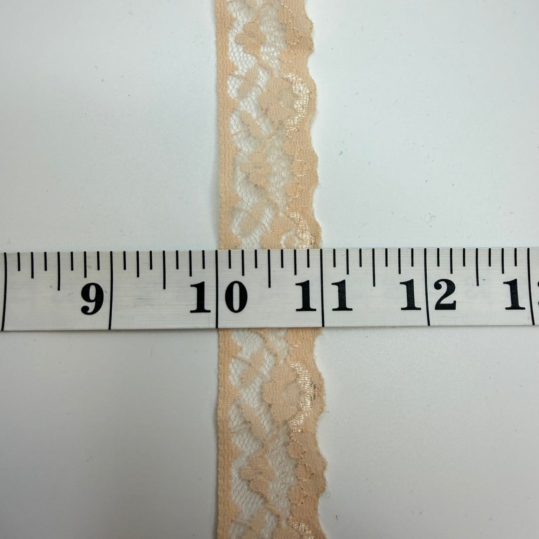 1" (25mm) Scalloped Lace Trim - Light Peach Coral - 5.5M Bundle - True Deadstock supplies Fabric by private - Sustainable Textile | FABCYCLE