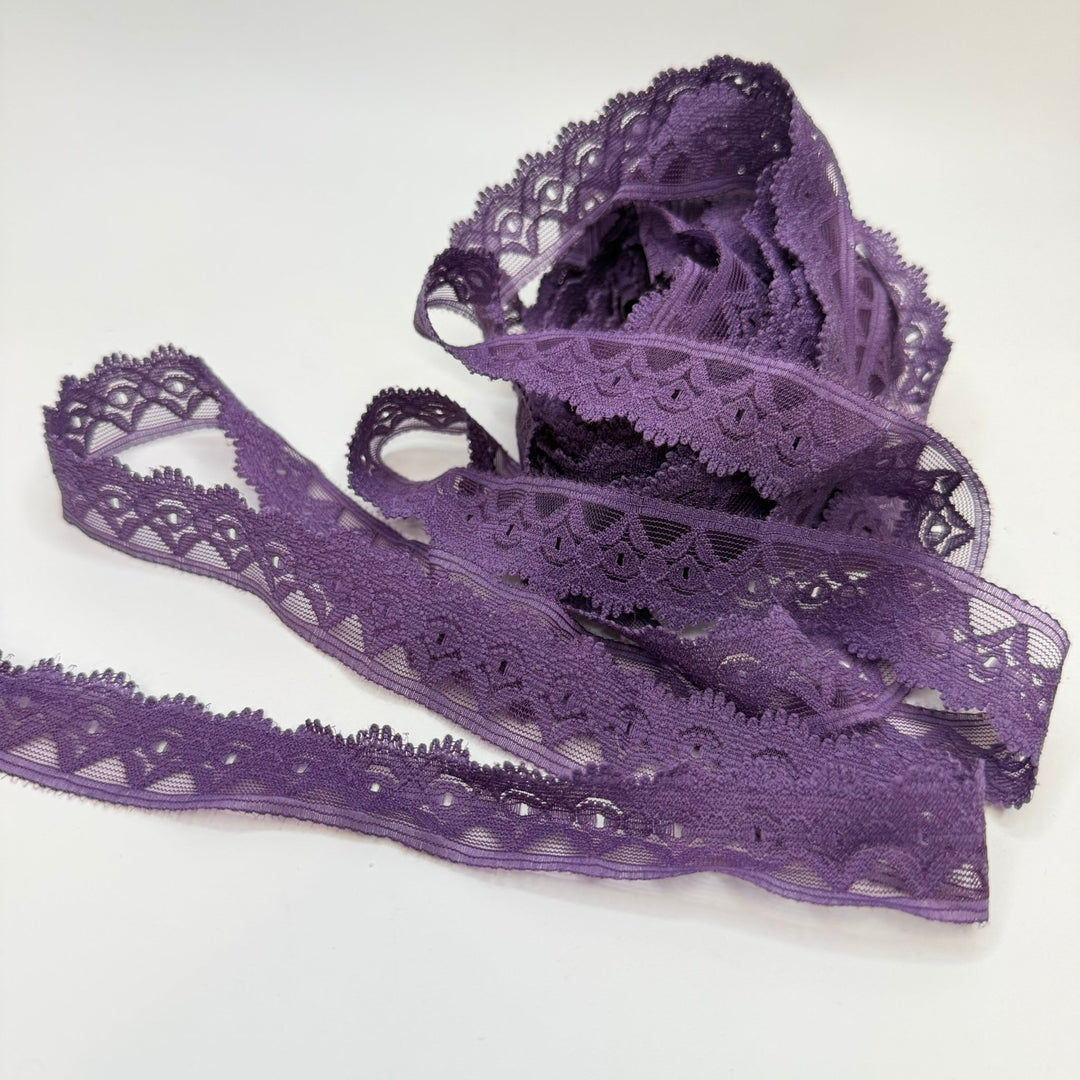 1" (25mm) Scalloped Lace Trim - Purple - 10M Bundle - True Deadstock supplies Fabric by private - Sustainable Textile | FABCYCLE