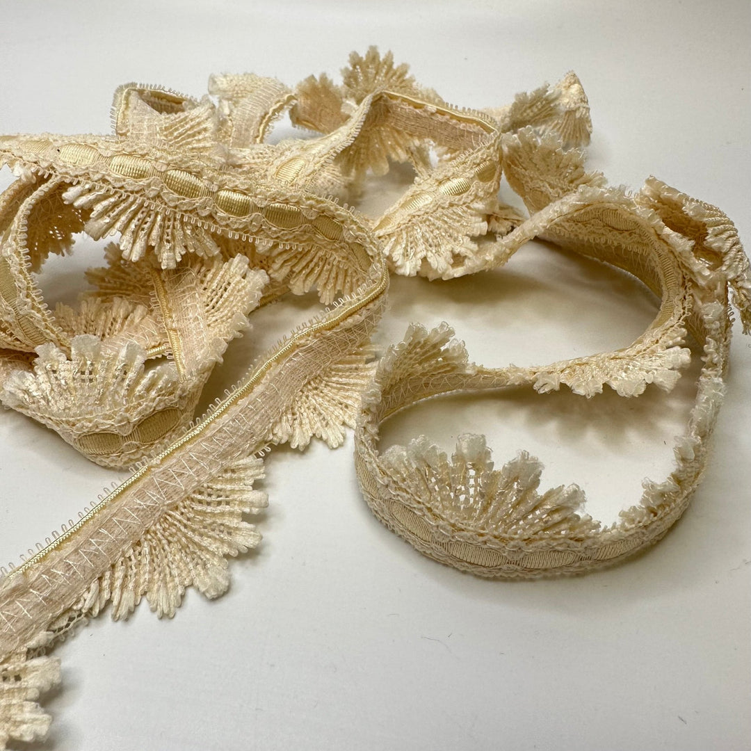 1" (25mm) Vintage Lace Trim - Dark Cream - 2M Bundle - True Deadstock supplies Fabric by private - Sustainable Textile | FABCYCLE