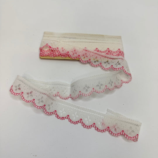 1" (25mm) Vintage/Embroidered Scalloped Lace Trim - White/Pink - 3M Bundle - True Deadstock supplies Fabric by private - Sustainable Textile | FABCYCLE