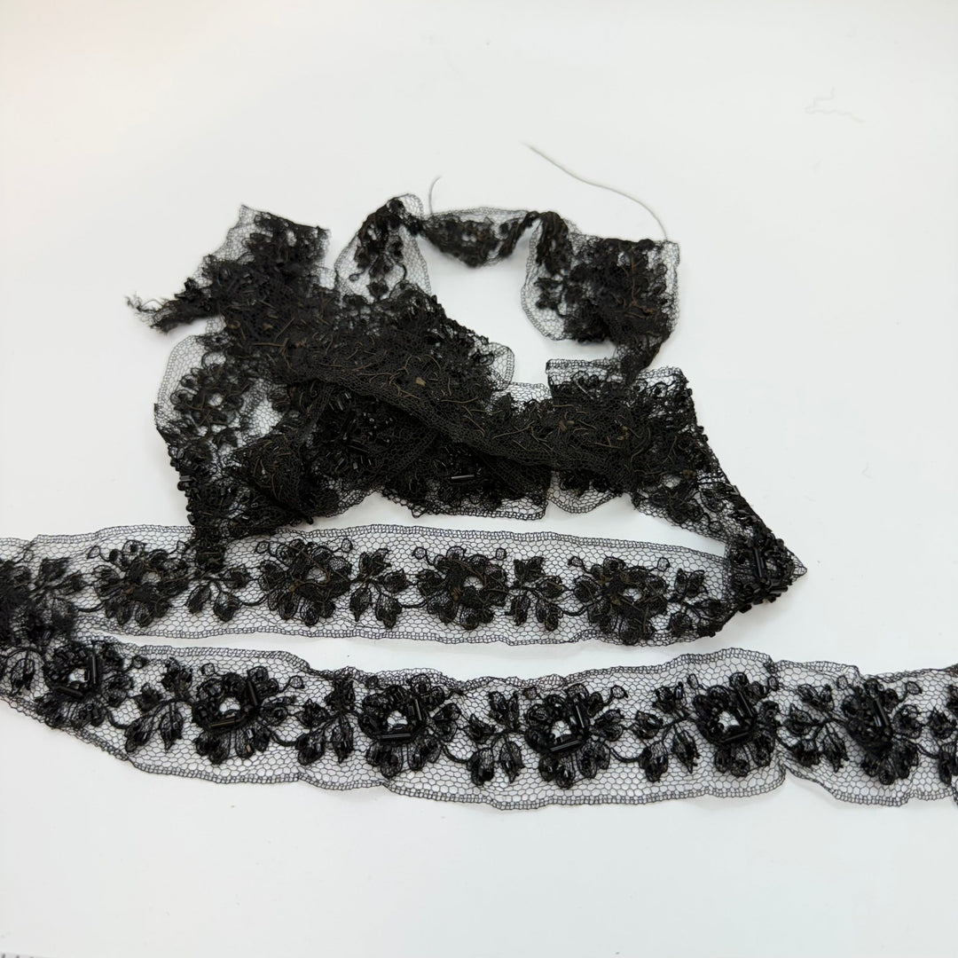 1 ¼" (32mm) Beaded/Vintage Mesh Lace Trim - Black - 1M Bundle - True Deadstock supplies Fabric by private - Sustainable Textile | FABCYCLE