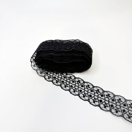 1 ¼" (32mm) Scalloped Lace Trim - Black - 3.85M Bundle - True Deadstock supplies Fabric by private - Sustainable Textile | FABCYCLE