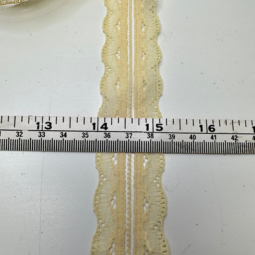 1 ¼" (32mm) Vintage Scalloped Mesh Lace Trim - Dark Cream - 4M Bundle - True Deadstock supplies Fabric by private - Sustainable Textile | FABCYCLE