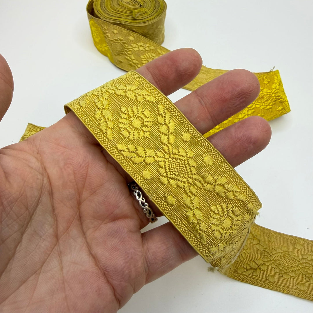 1 ¼" (32mm) Vintage Tape Trim - Gold/Yellow - 2.35M Bundle - True Deadstock supplies Fabric by private - Sustainable Textile | FABCYCLE