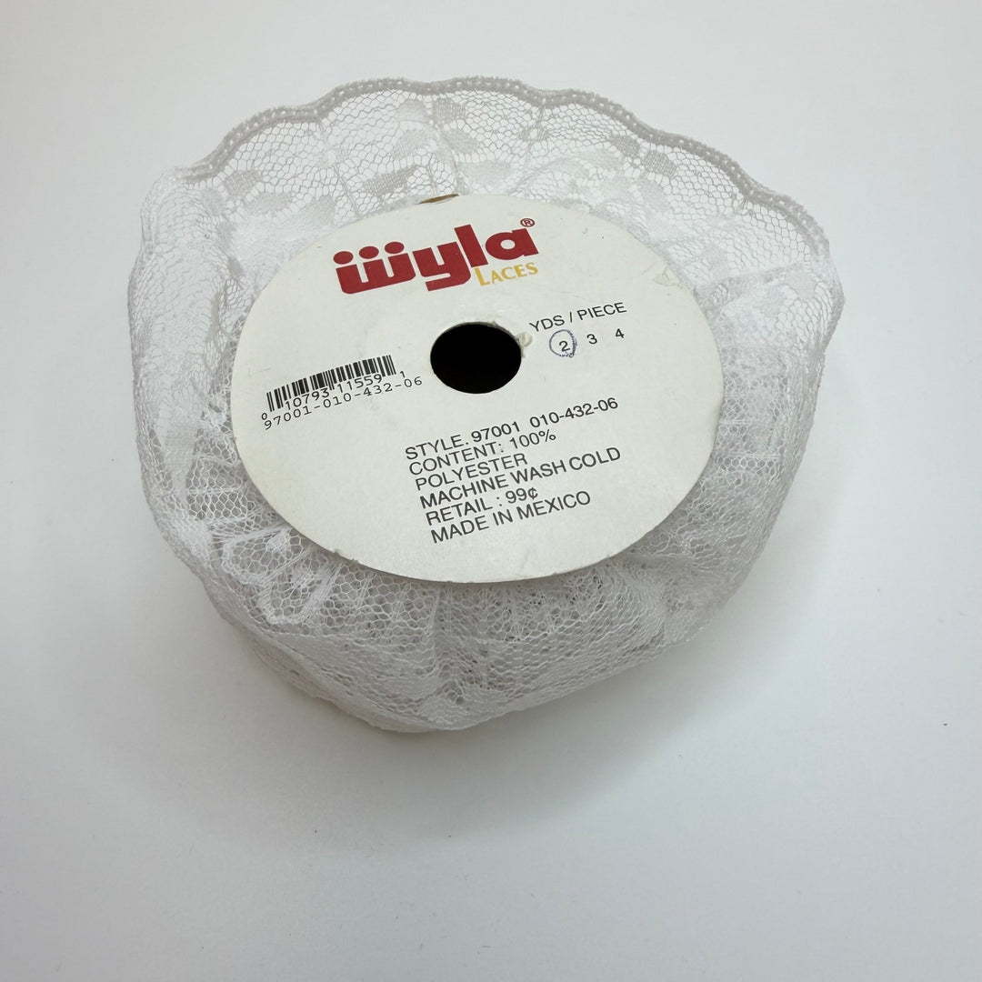 1 ½" (38mm) Ruffled Lace Trim - White - 1.7M Bundle - True Deadstock supplies Fabric by private - Sustainable Textile | FABCYCLE