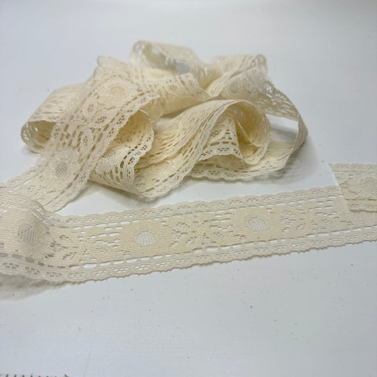 1 ½" (38mm) Vintage Mesh Lace Trim - Cream - 2M Bundle - True Deadstock supplies Fabric by private - Sustainable Textile | FABCYCLE