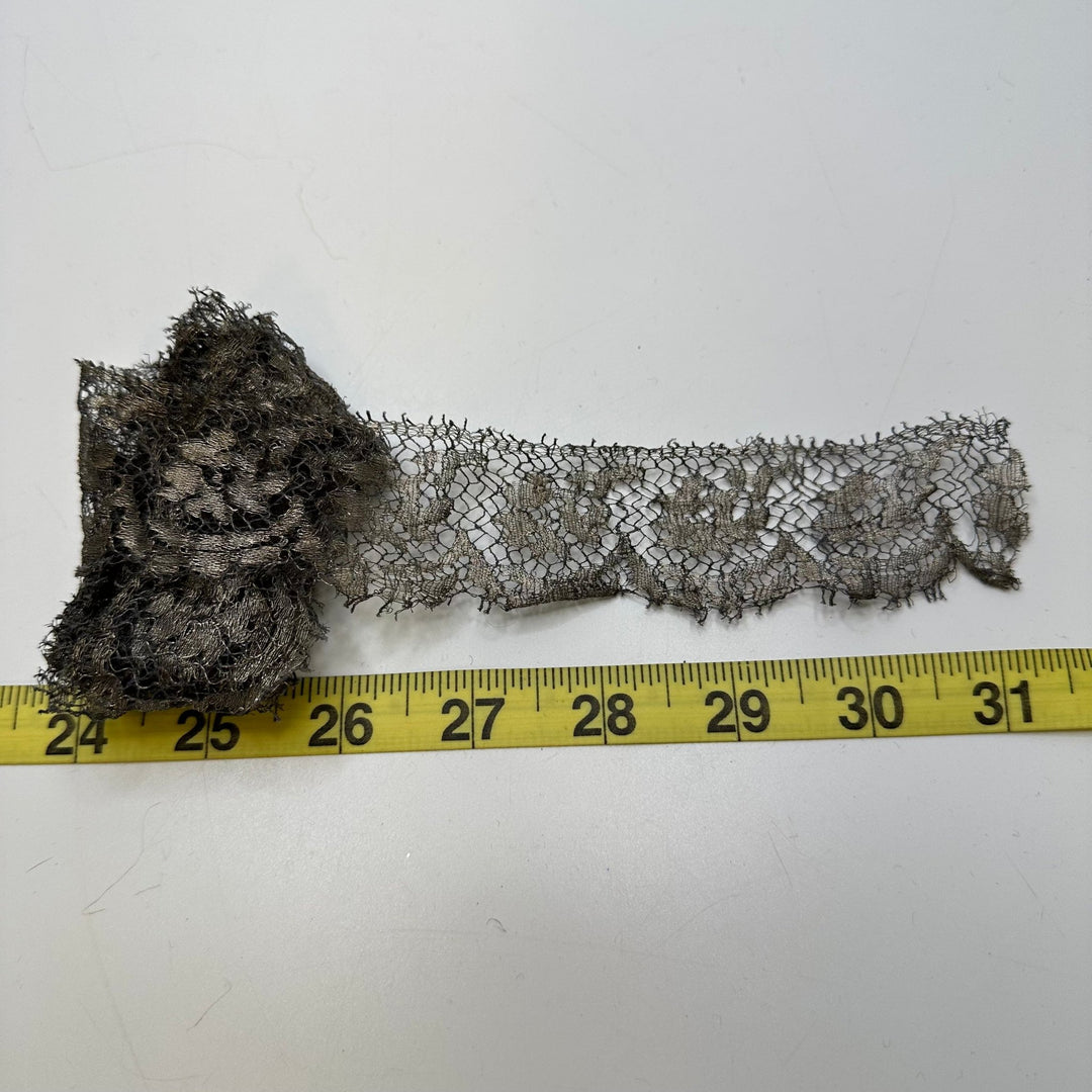 1 ½" (38mm) Vintage Scalloped Bobbin Lace Trim - Dark Grey/Gold - 1M Bundle - True Deadstock supplies Fabric by private - Sustainable Textile | FABCYCLE