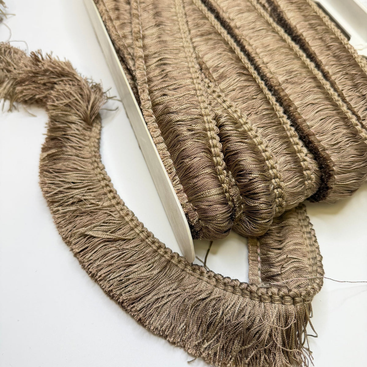 1 ¾" (44mm) Fringe Trim - Light Beige - 1M - True Deadstock supplies Fabric by private - Sustainable Textile | FABCYCLE