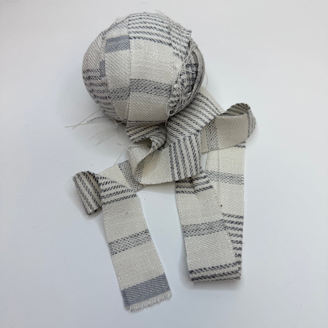 1 ¼" Continuous Woven Bias Tape - Grey/White - Roll - True Deadstock supplies Fabric by private - Sustainable Textile | FABCYCLE