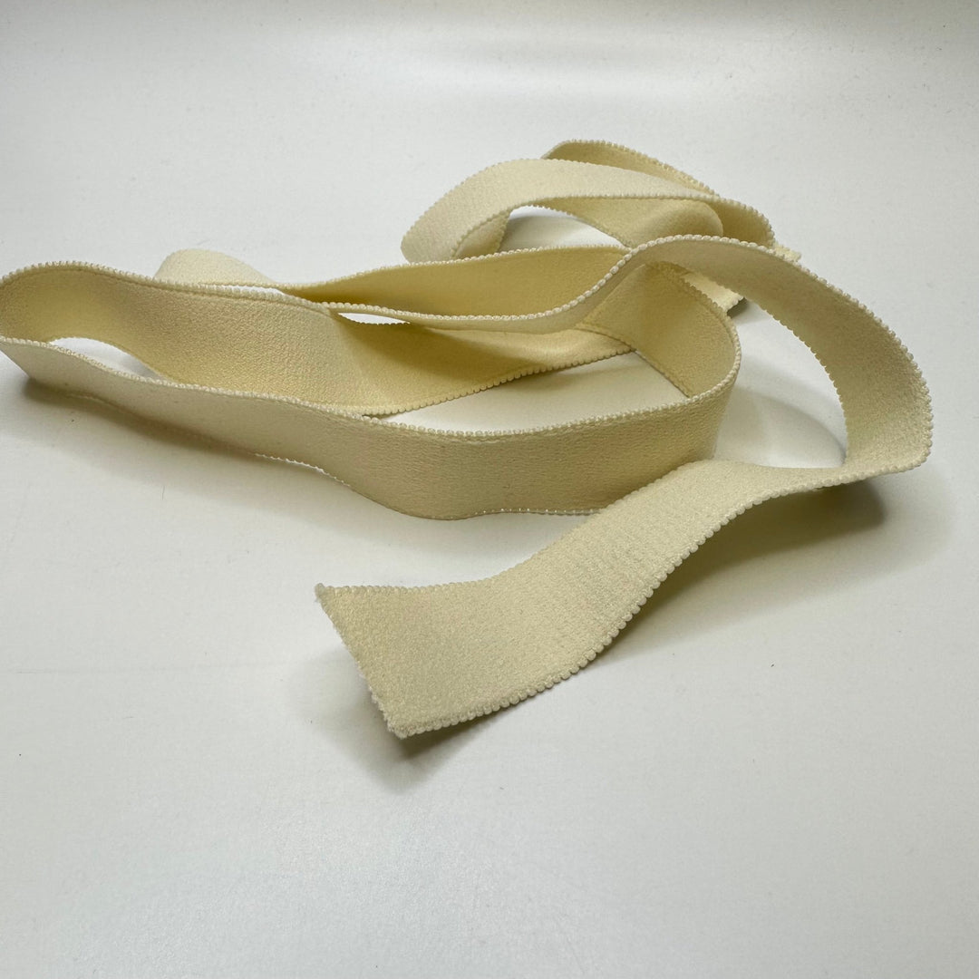 1" Plush-Back Elastic - Cream - 1M Bundle - True Deadstock supplies Fabric by private - Sustainable Textile | FABCYCLE