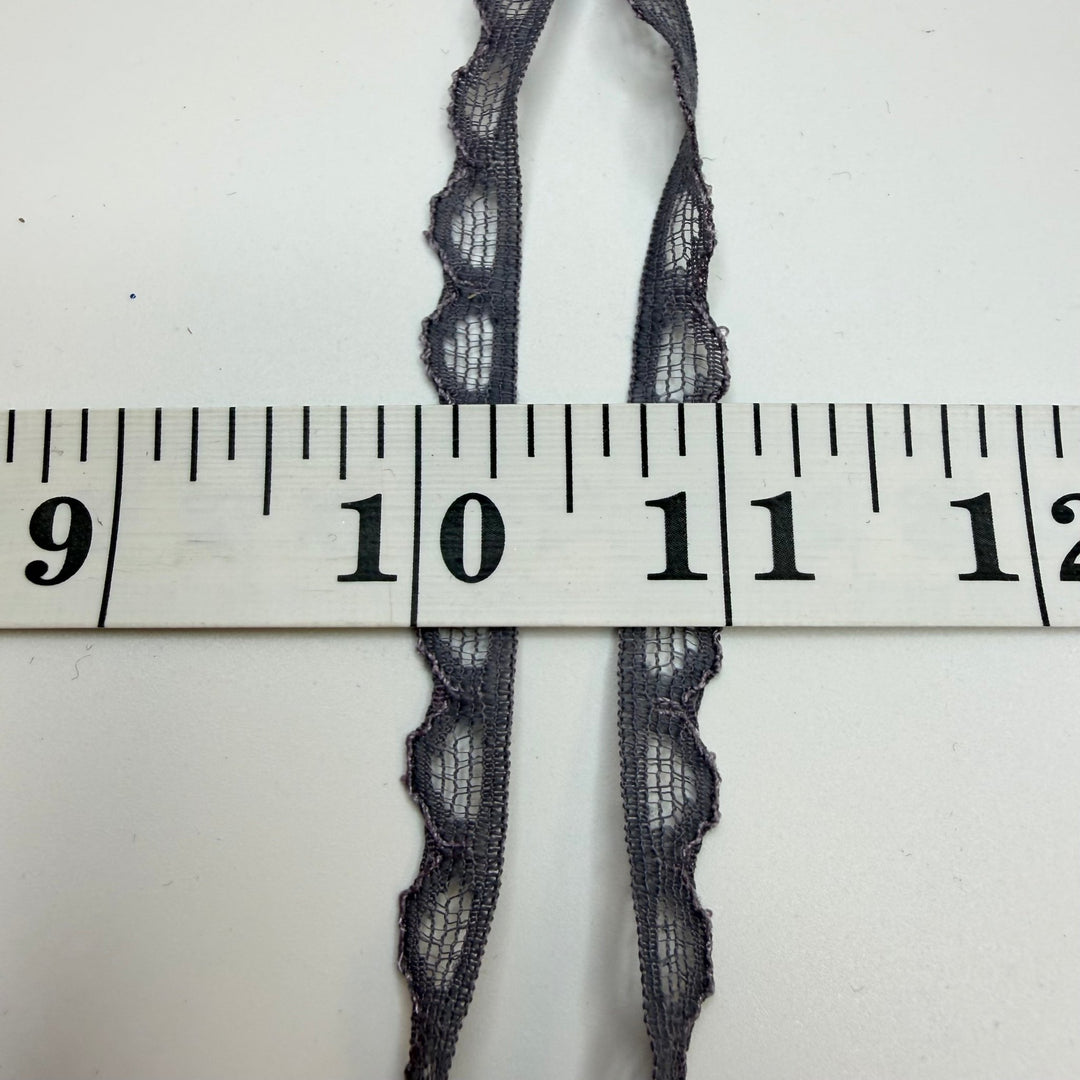 ⅜" (10mm) Vintage Scalloped Lace Trim - Purple - 1M - True Deadstock supplies Fabric by private - Sustainable Textile | FABCYCLE