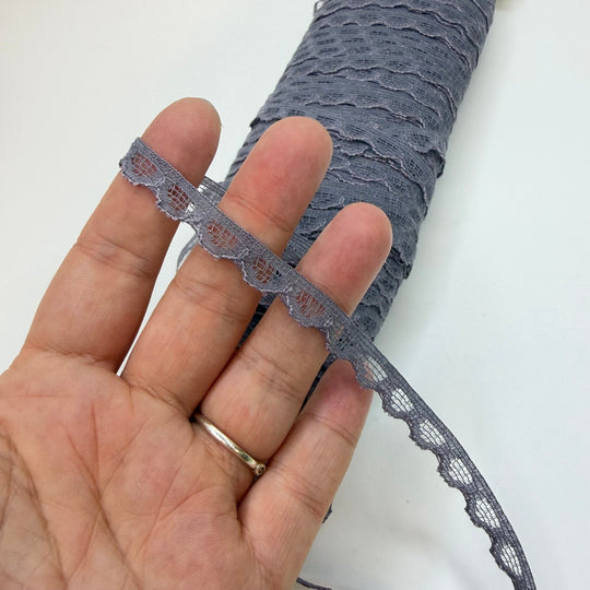 ⅜" (10mm) Vintage Scalloped Lace Trim - Purple - 1M - True Deadstock supplies Fabric by private - Sustainable Textile | FABCYCLE