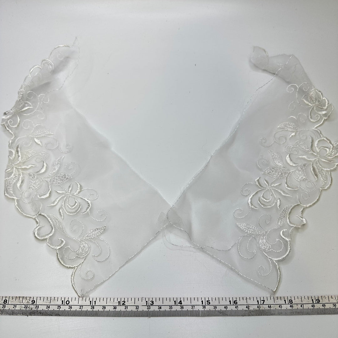 12" (305mm) Vintage Lace Collar Trim - White - 2 Pack - True Deadstock supplies Fabric by private - Sustainable Textile | FABCYCLE