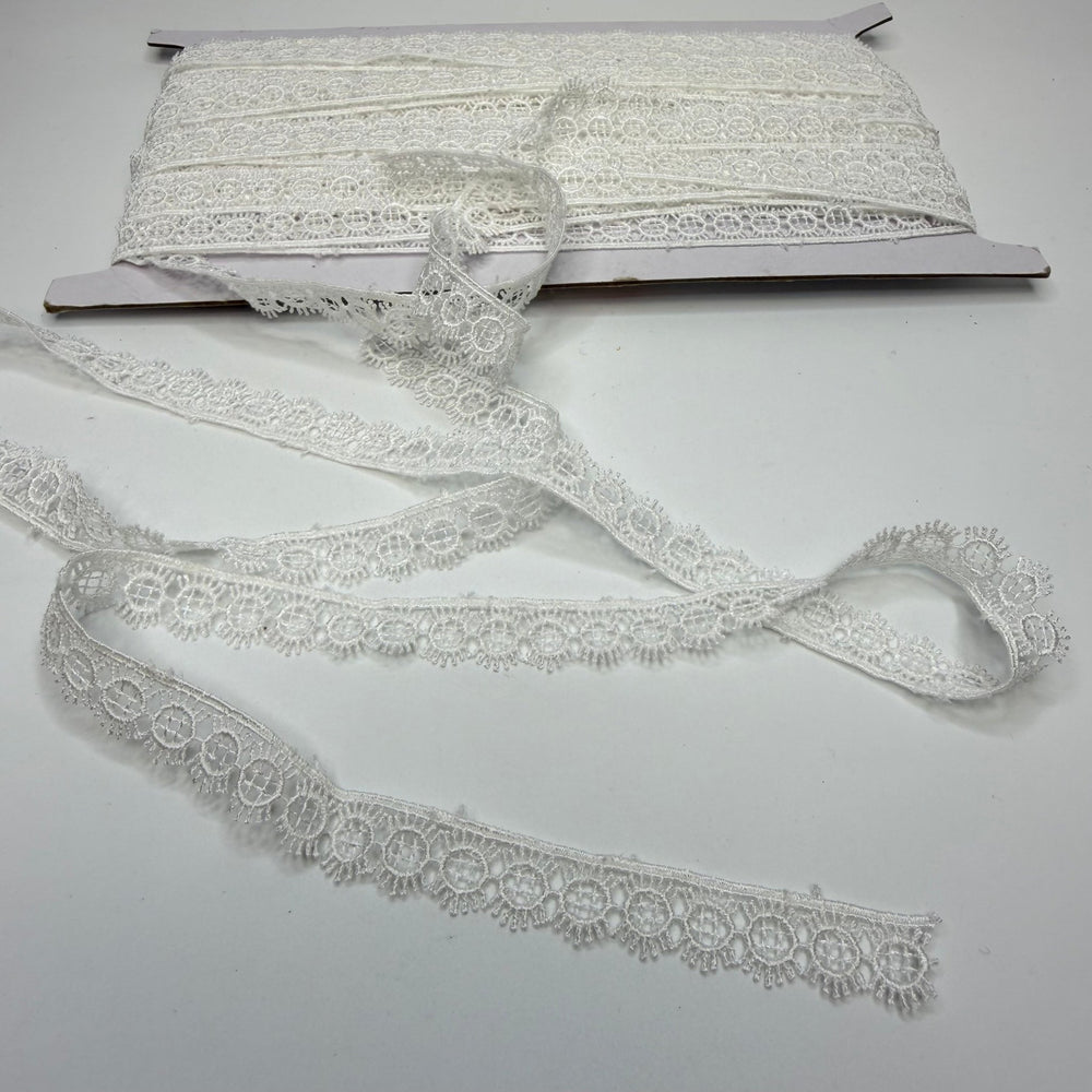 ½" (13mm) Lace Trim - White - Per 1M - True Deadstock supplies Fabric by private - Sustainable Textile | FABCYCLE