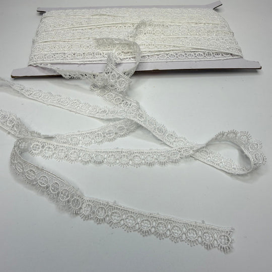 ½" (13mm) Lace Trim - White - Per 1M - True Deadstock supplies Fabric by private - Sustainable Textile | FABCYCLE
