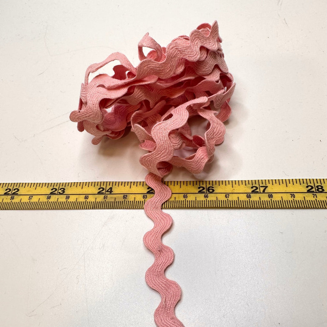 ½" (13mm) Ricrac Trim - Light Pink - 2.9M Bundle - True Deadstock supplies Fabric by private - Sustainable Textile | FABCYCLE