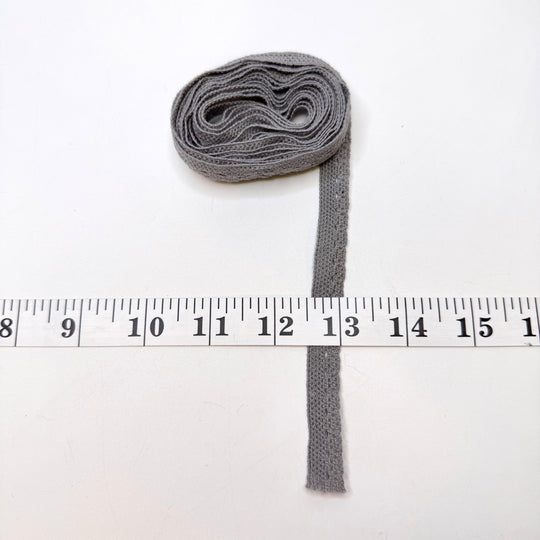 ½" (13mm) Scalloped Lace Trim - Grey - 2.6M Bundle - True Deadstock supplies Fabric by private - Sustainable Textile | FABCYCLE
