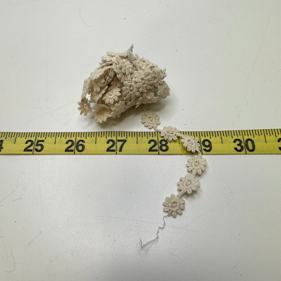 ½" (13mm) Vintage Lace Trim - Cream - 2.1M Bundle - True Deadstock supplies Fabric by private - Sustainable Textile | FABCYCLE