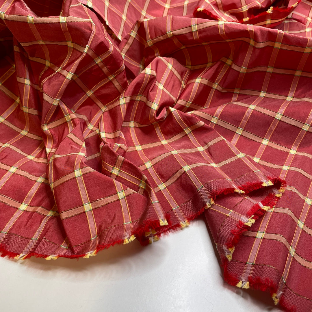 UB - Brick House - Poly Woven - Red Windowpane - 1.1M Bundle
