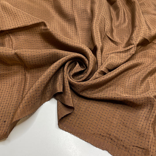 Cutting Table - Silk Woven - Light Brown/Black Slub Grid - 1.6M Bundle