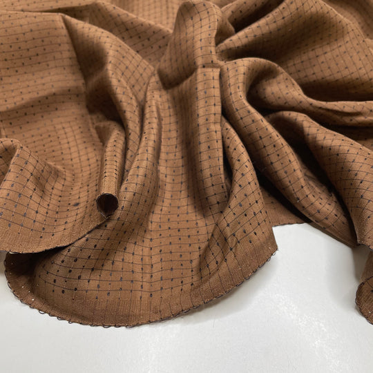 Cutting Table - Silk Woven - Light Brown/Black Slub Grid - 1.6M Bundle