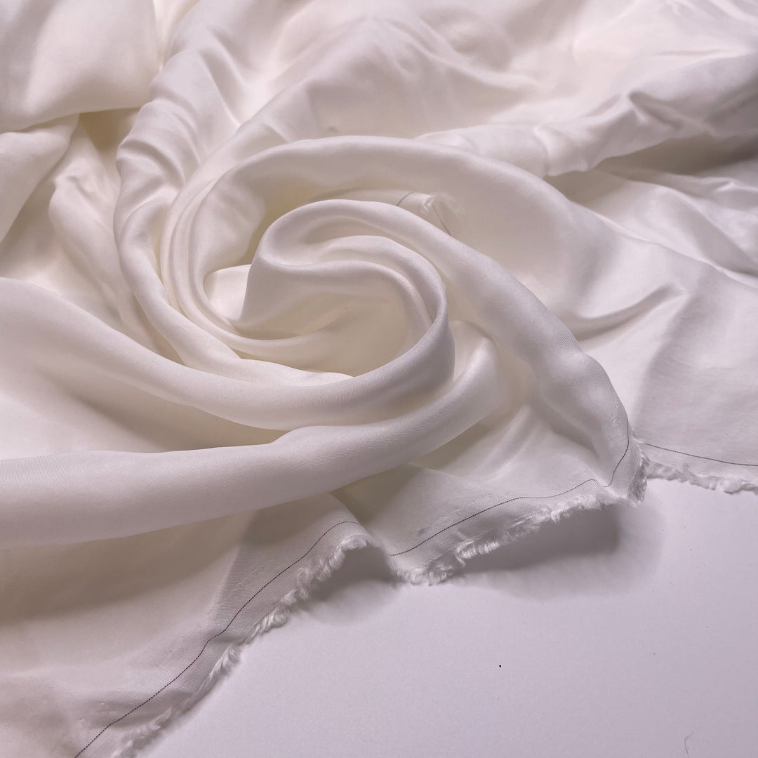 Hyperspace - Viscose/Cupro Woven - White - 3M Bundle