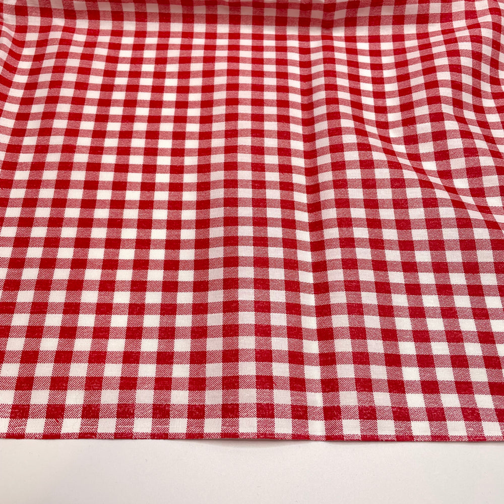 Picnic Table Chic - Poly Woven - Red/White Plaid - 1.35M Bundle