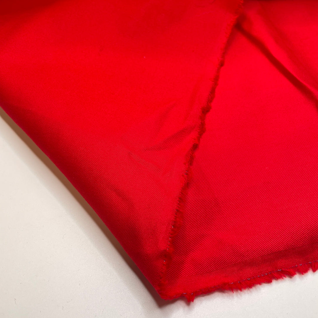 Cosmic Crisp - Twill Weave Cotton Woven - Red - 3.2M Bundle