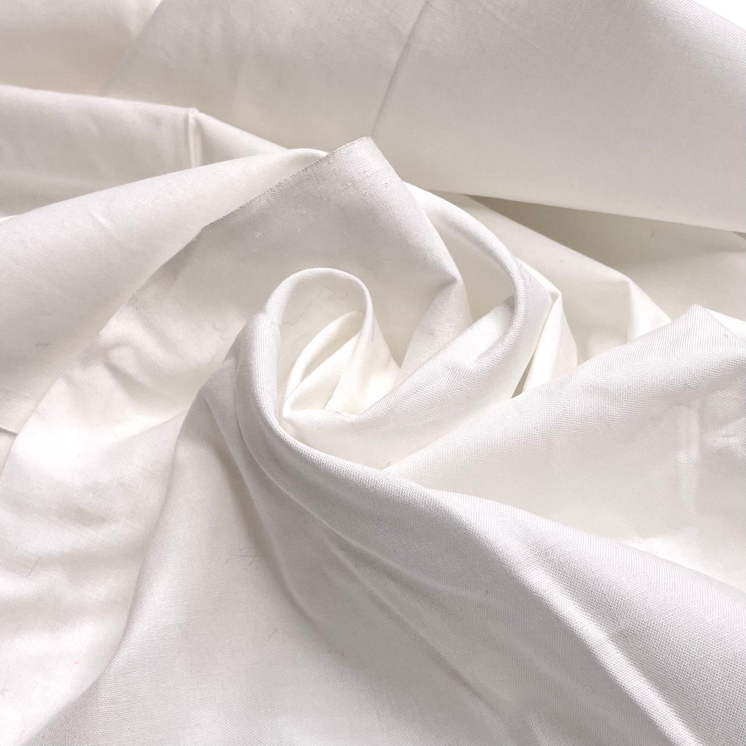 Stopping For Refreshments - Cotton Woven - White - Bundles