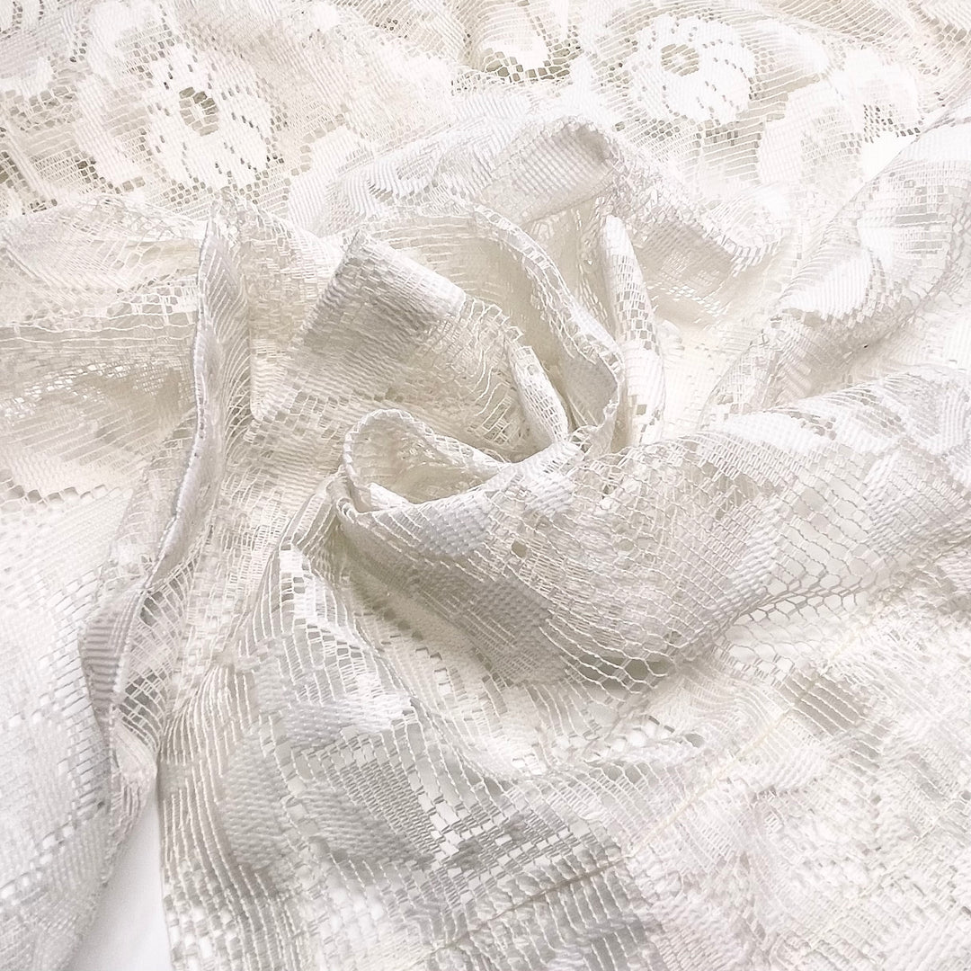 Grandmas Kitchen - Poly Woven - Off White Floral - 1M Bundle