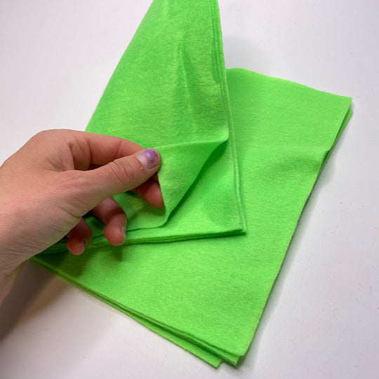 UB - 4 Pack - Felt Acrylic Woven - Green - 0.3M Bundle