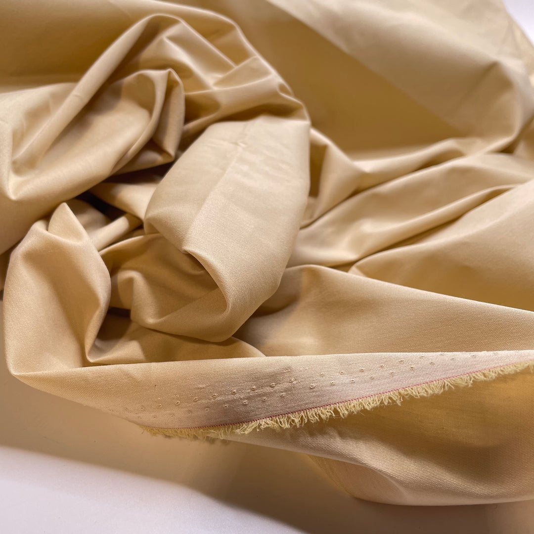 Never Outdated Always Classic - Poly/Cotton Woven - Flat Golden Beige - 3.1M Bundle