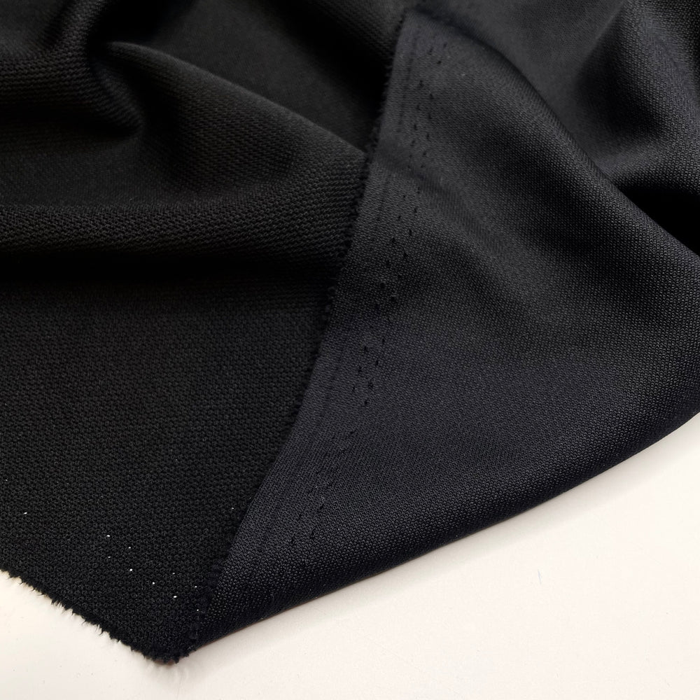 Winters End - Poly Knit - Black - 2.4M Bundle