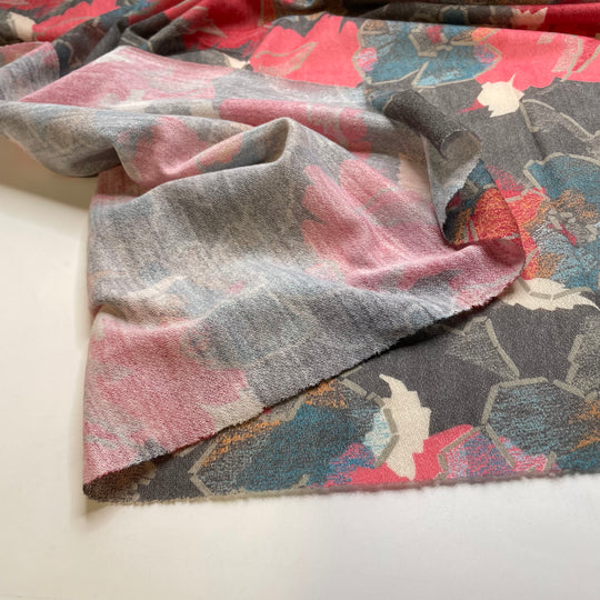 UB - Huckleberry Tea - Wool Blend Knit - Grey/Red Abstract - 2M Bundle