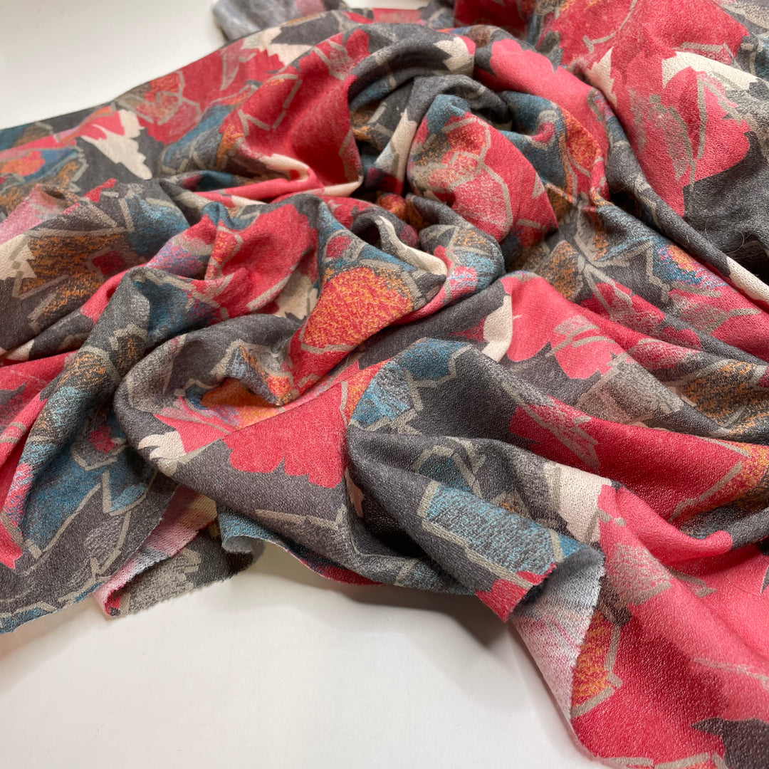 UB - Huckleberry Tea - Wool Blend Knit - Grey/Red Abstract - 2M Bundle