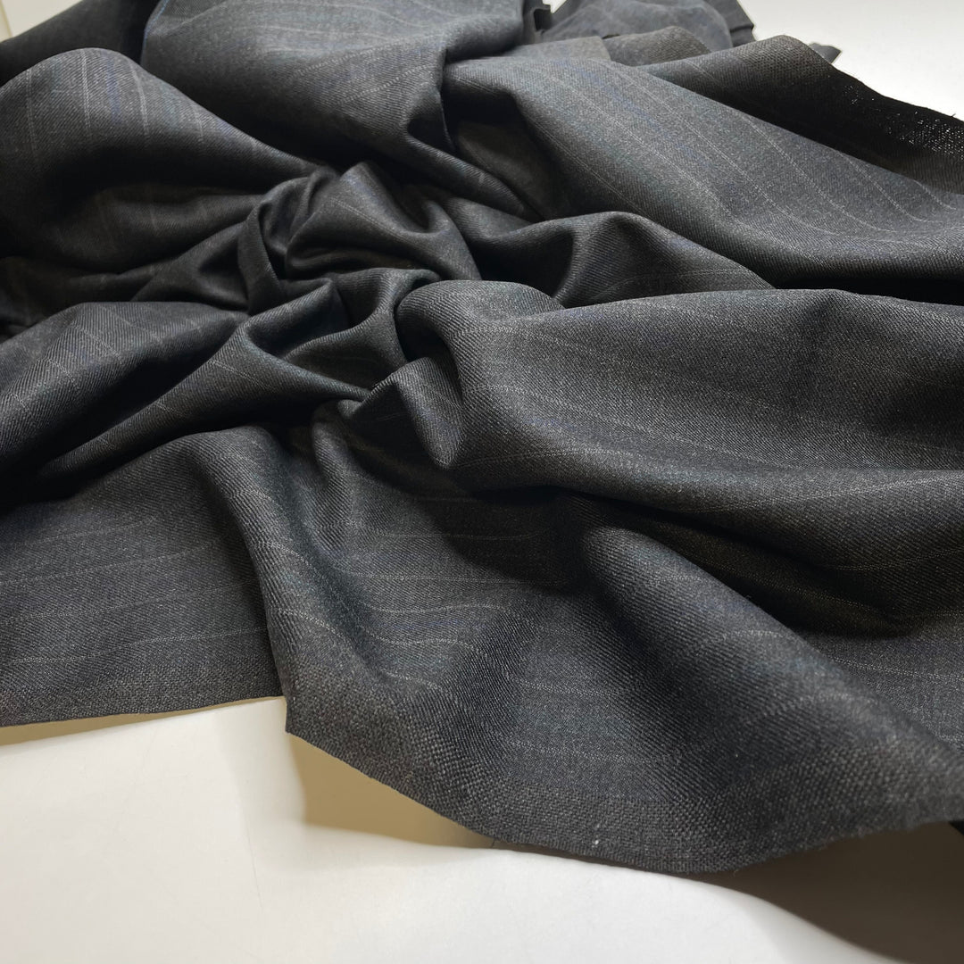 UB - Pave The Way - Wool Woven - Grey Stripes - 2.5M Bundle