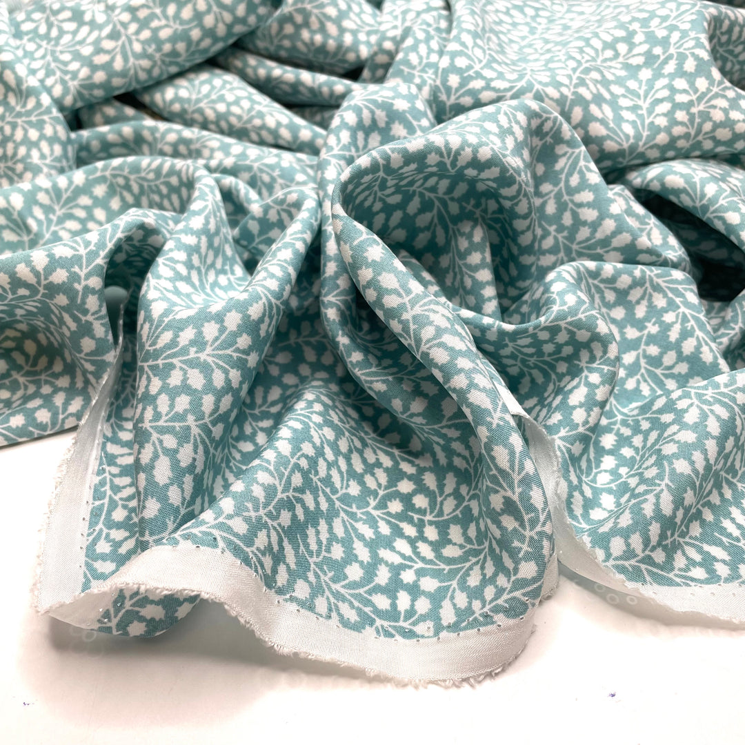 Matching Corsages - Cotton Woven - White Floral - 2M Bundle