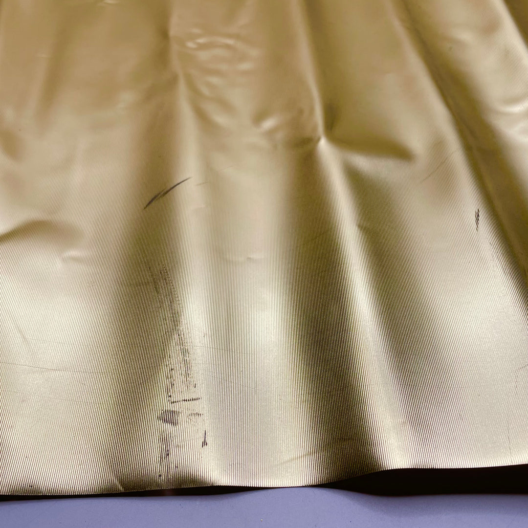 Immovable Shine - Vinyl Woven - Gold - 0.7M Bundle