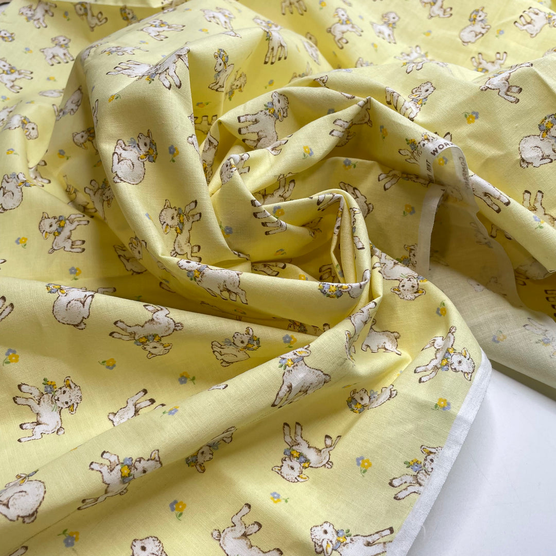 UB - Baaa Ram Ewe - Cotton Woven - Yellow Lambs - 0.7M Bundle