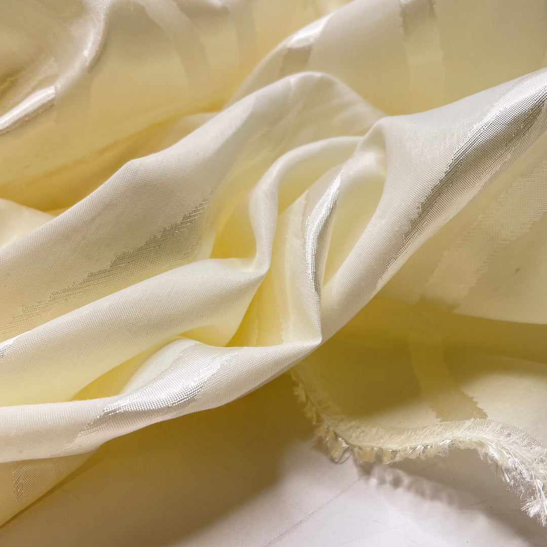 Swirling Desires - Poly Woven - Cream - 1.2M Bundle