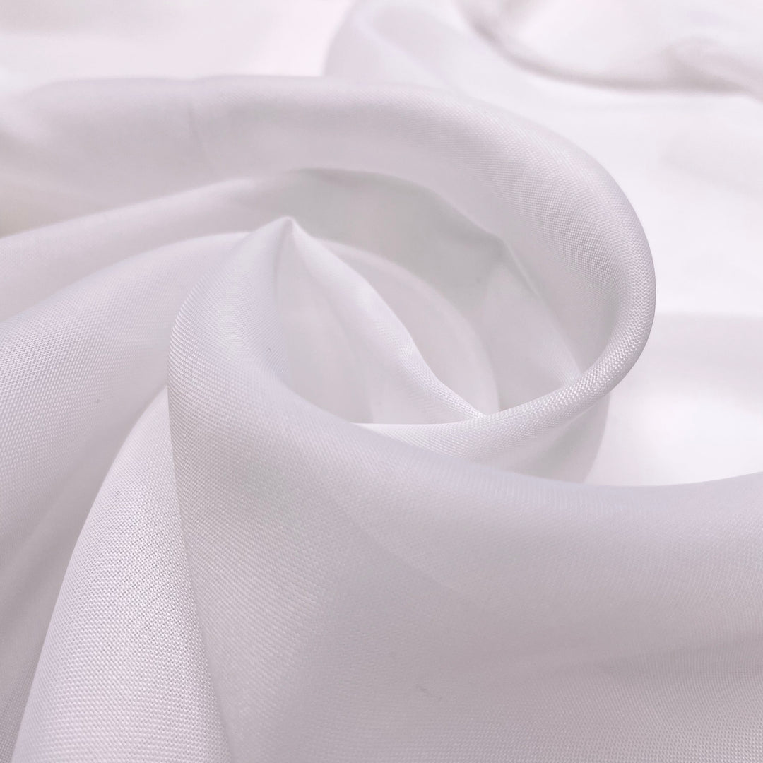 Apple Nibbles - Poly Woven - White - 0.7M Bundle