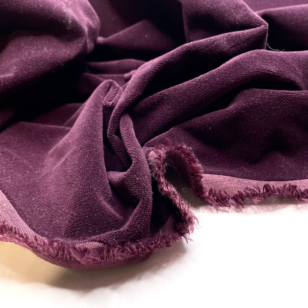 The Purple Of Emperors - Velvet Poly/Cotton Woven - Purple - 1M Bundle