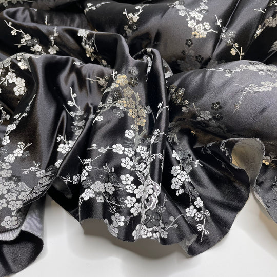 Witchy Woman - Jacquard Poly Woven - Black/Silver Floral - 0.75M Bundle