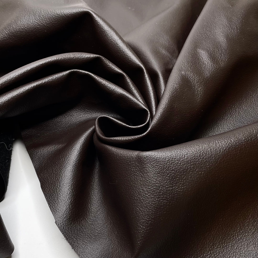 Cocooned In Comfort - Pleather Polyester Backing PU Blend Woven - Brown/Black - 0.6M Bundle