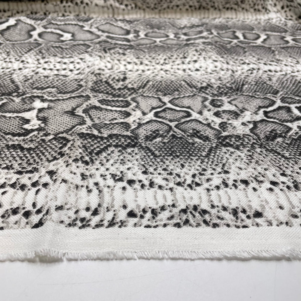 Winter Scales - Cotton Woven - White/Grey Animal Print - 1.65M Bundle