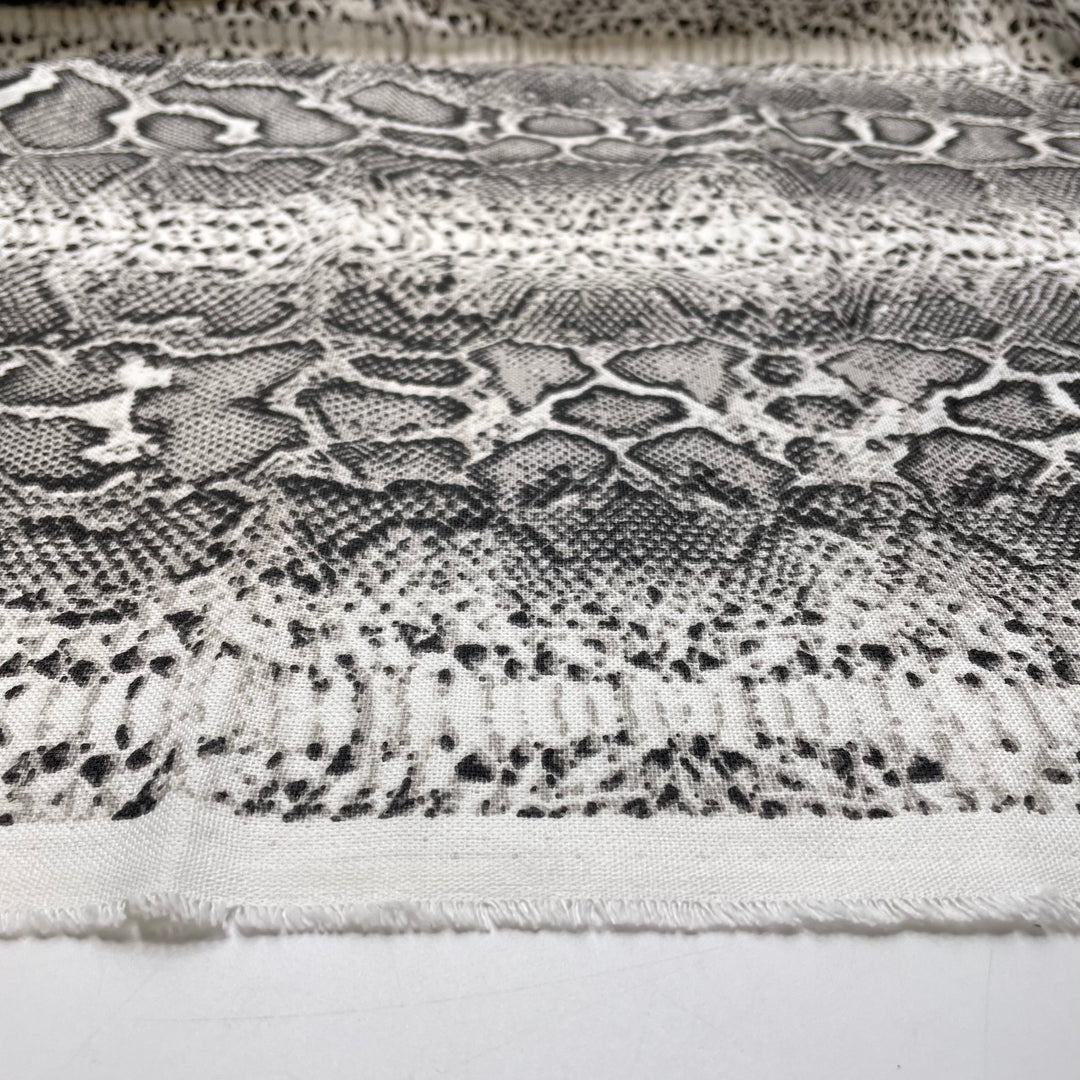 Winter Scales - Cotton Woven - White/Grey Animal Print - 1.65M Bundle