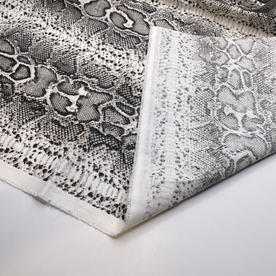 Winter Scales - Cotton Woven - White/Grey Animal Print - 1.65M Bundle